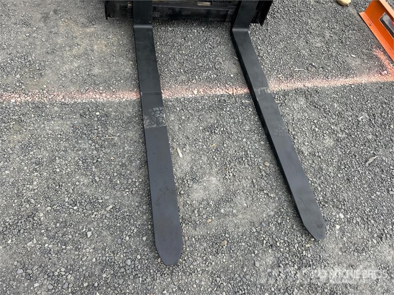 Hyster HX60XM 5750 lb Cushion Tire Forklift شاحنات ذات رافعات شوكية - أخرى