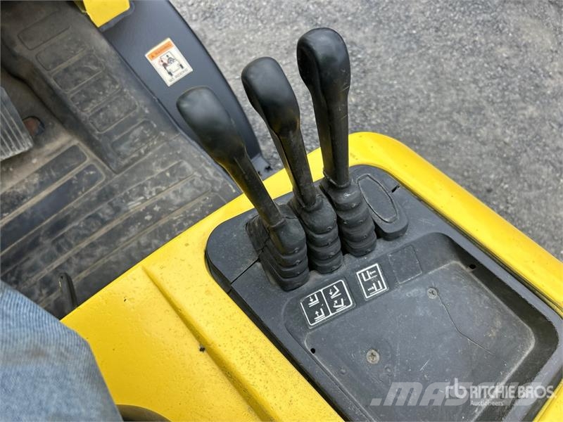 Hyster HX60XM 5750 lb Cushion Tire Forklift شاحنات ذات رافعات شوكية - أخرى