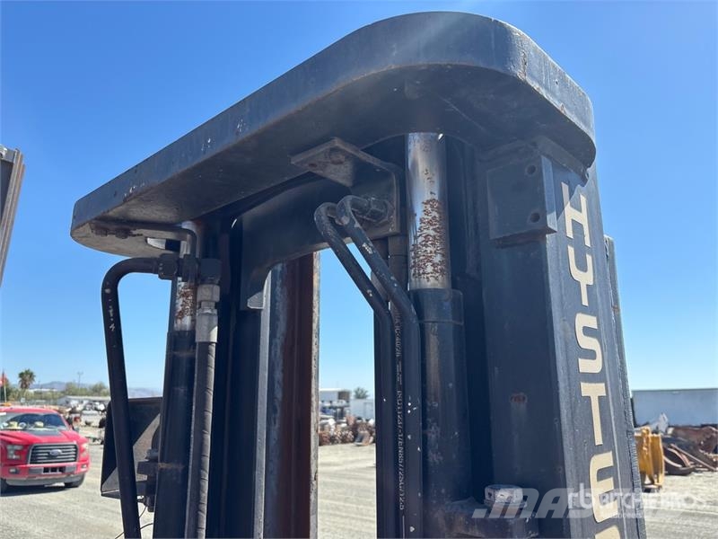 Hyster Pneumatic Tire Forklift Autokrāvēji - citi