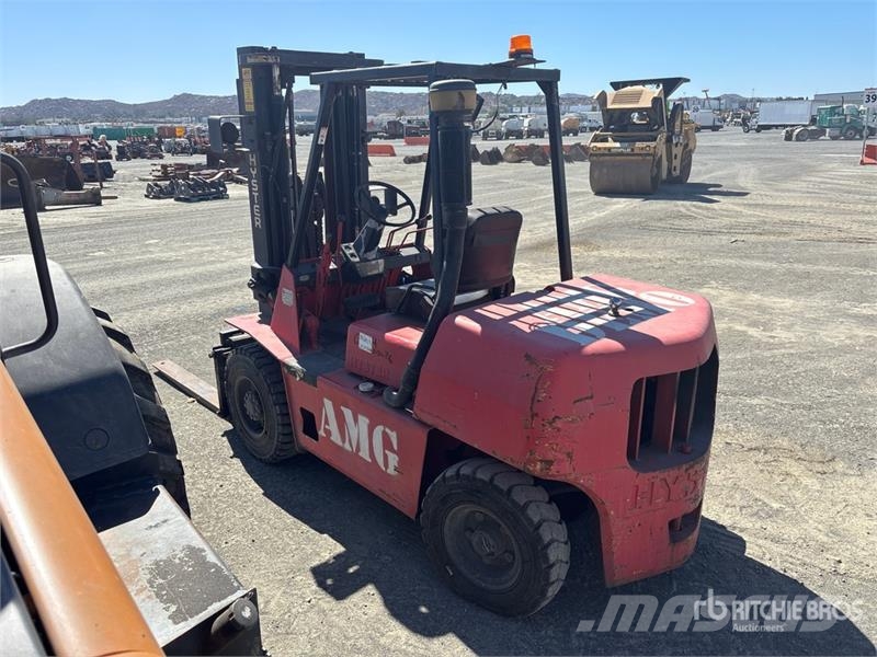 Hyster Pneumatic Tire Forklift Autokrāvēji - citi