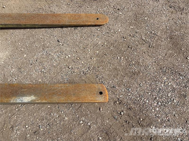Hyster S120XL 12000 lb Cushion Tire Forklift Diger