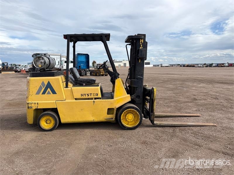 Hyster S120XL 12000 lb Cushion Tire Forklift Diger