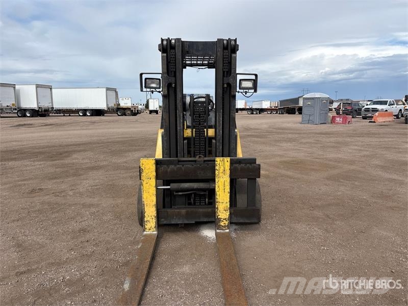 Hyster S120XL 12000 lb Cushion Tire Forklift Diger