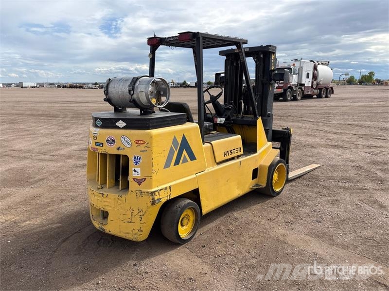 Hyster S120XL 12000 lb Cushion Tire Forklift Diger