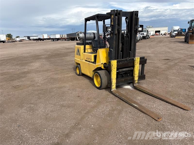 Hyster S120XL 12000 lb Cushion Tire Forklift Diger
