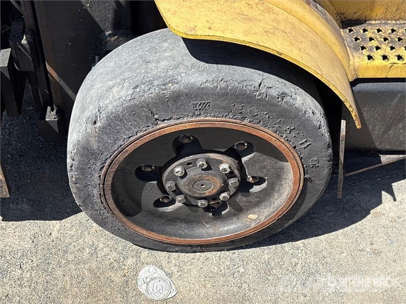 Hyster S30XMH2 1500 lb Cushion Tire Forklift Viličarji - drugo