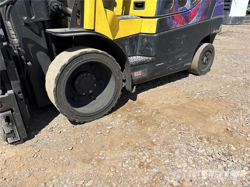 Hyster S50FT 4500 lb Pneumatic Tire Forklift Інше