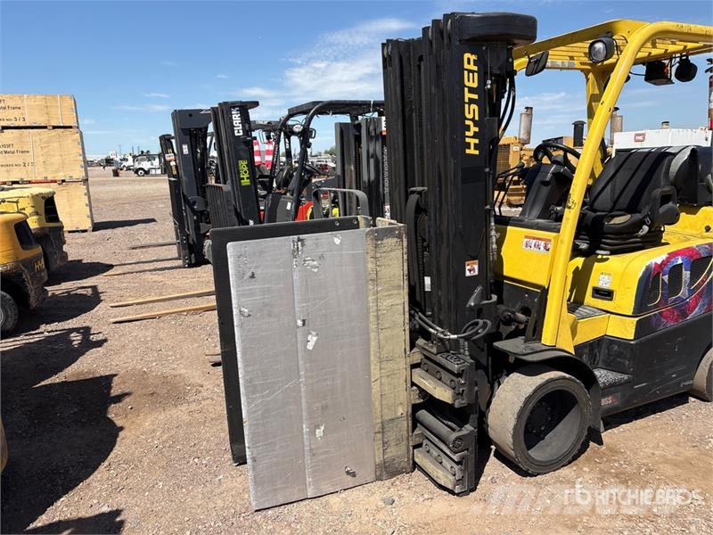 Hyster S50FT 4500 lb Pneumatic Tire Forklift Інше