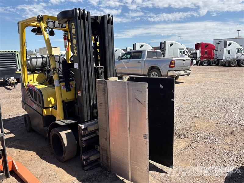 Hyster S50FT 4500 lb Pneumatic Tire Forklift Інше