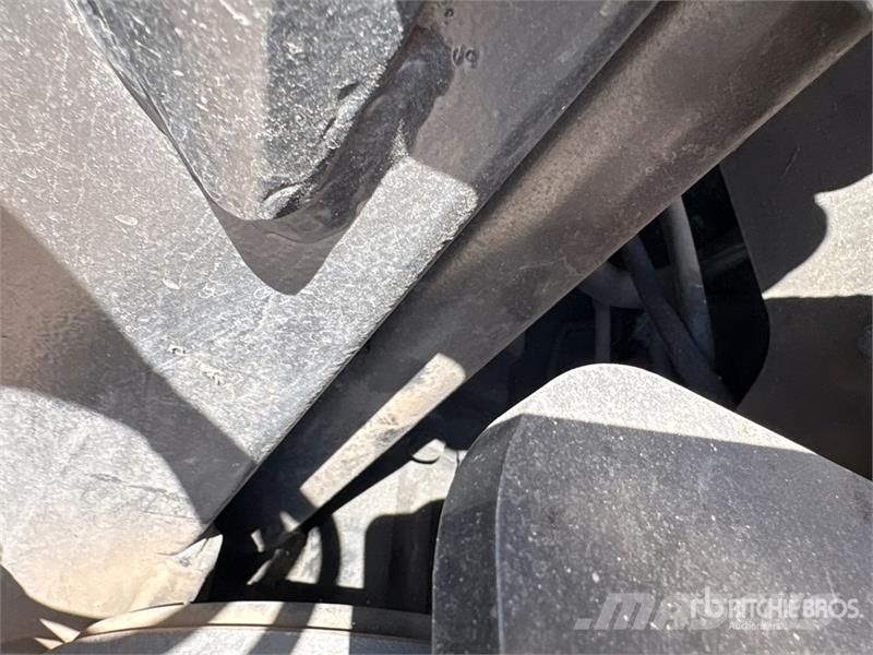 Hyster S50FT 4500 lb Pneumatic Tire Forklift Інше