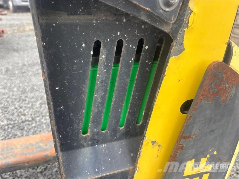 Hyster W45Z-HD 4510 lb Electric Pallet Jack 手拉式油壓拖板車