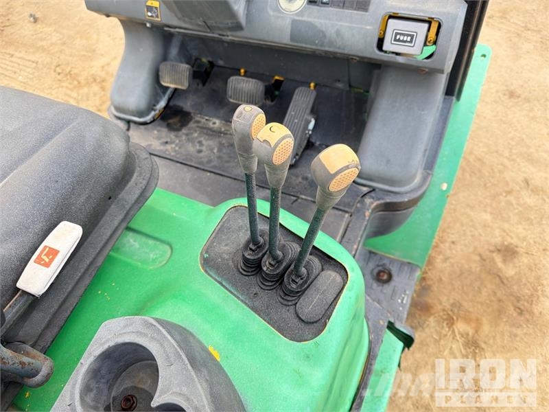 Hyundai 25L-7A 3340 lb Cushion Tire Forklift (Inoperable) Autokrāvēji - citi
