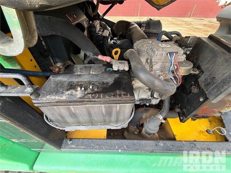 Hyundai 25L-7A 3340 lb Cushion Tire Forklift (Inoperable) Autokrāvēji - citi