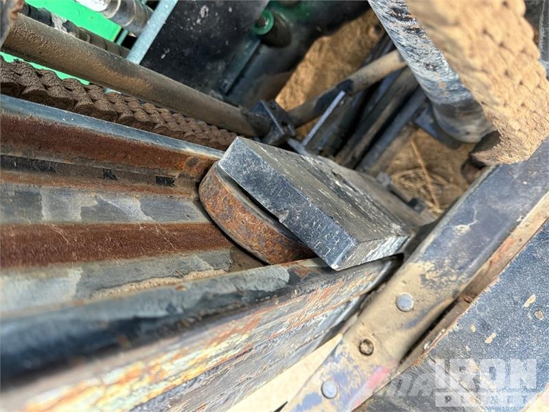 Hyundai 25L-7A 3340 lb Cushion Tire Forklift (Inoperable) Autokrāvēji - citi