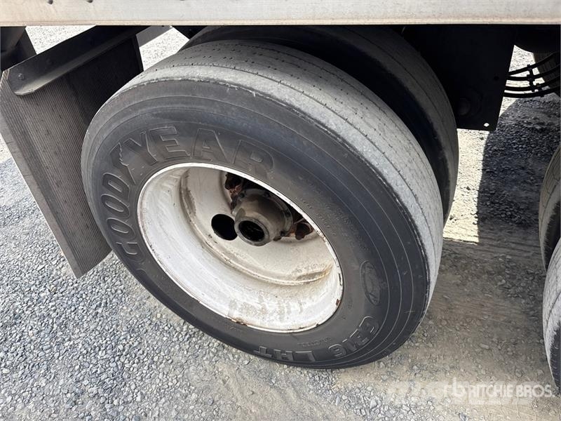 Hyundai 48 ft x 102 in T/A Refrigerated Trailer 冷凍冷蔵トレーラー