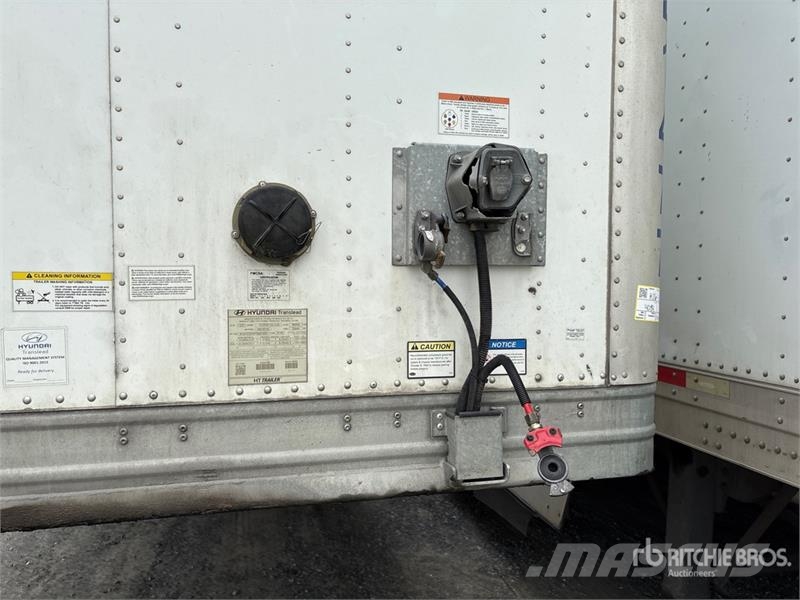 Hyundai 53 ft T/A Van Trailer Remorque Fourgon