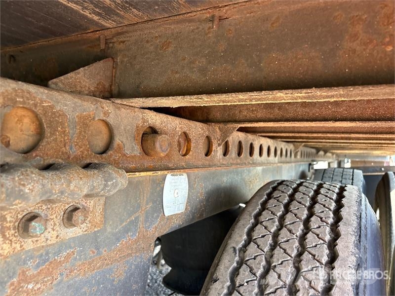 Hyundai 53 ft x 102 in T/A Van Trailer Причепи-фургони