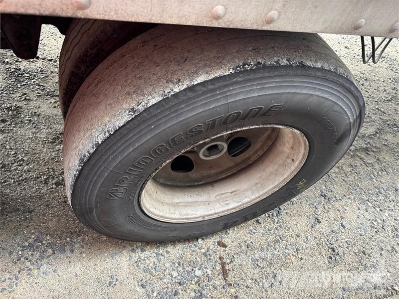Hyundai 53 ft x 102 in T/A Van Trailer Прицепы-фургоны