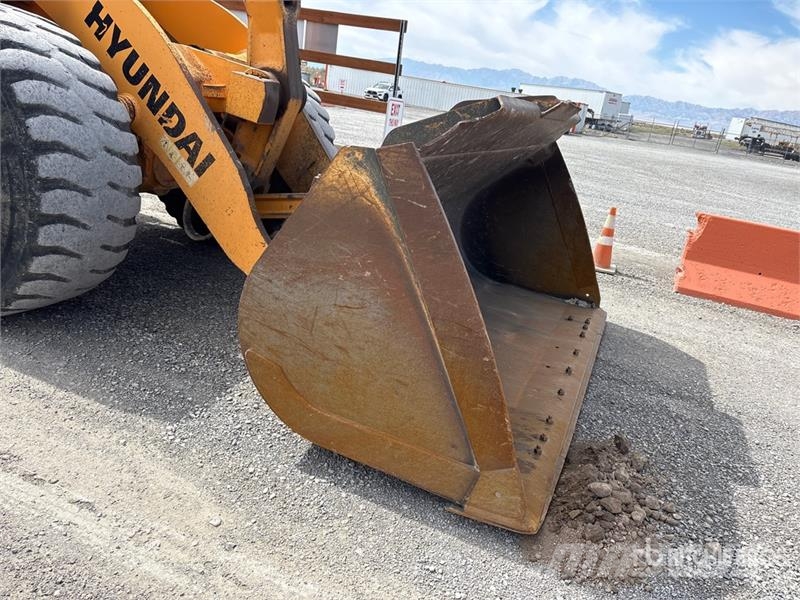 Hyundai HL970 Wheel Loader Колесни товарачи