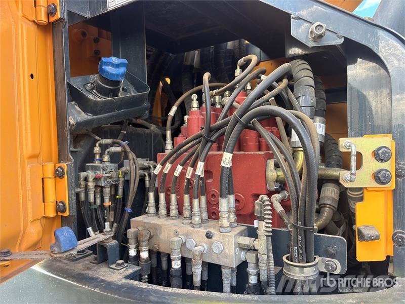 Hyundai HX235LCR Tracked Excavator Gravemaskiner på larvebånd