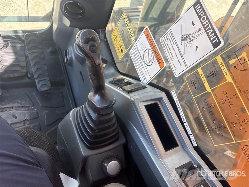 Hyundai HX235LCR Tracked Excavator Bageri guseničari