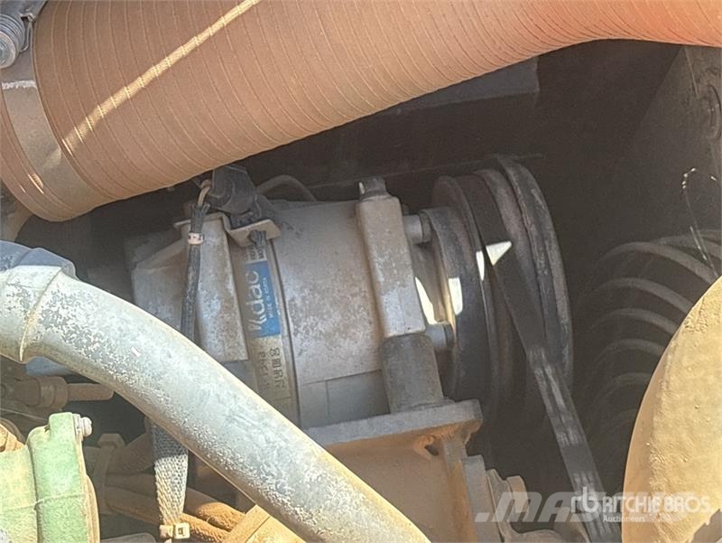 Hyundai HX235LCR Tracked Excavator Bageri guseničari