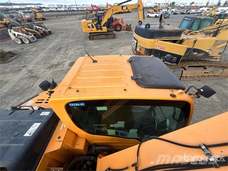 Hyundai HX235LCR Tracked Excavator Gravemaskiner på larvebånd