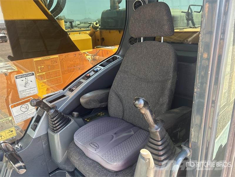 Hyundai HX235LCR Tracked Excavator Bageri guseničari
