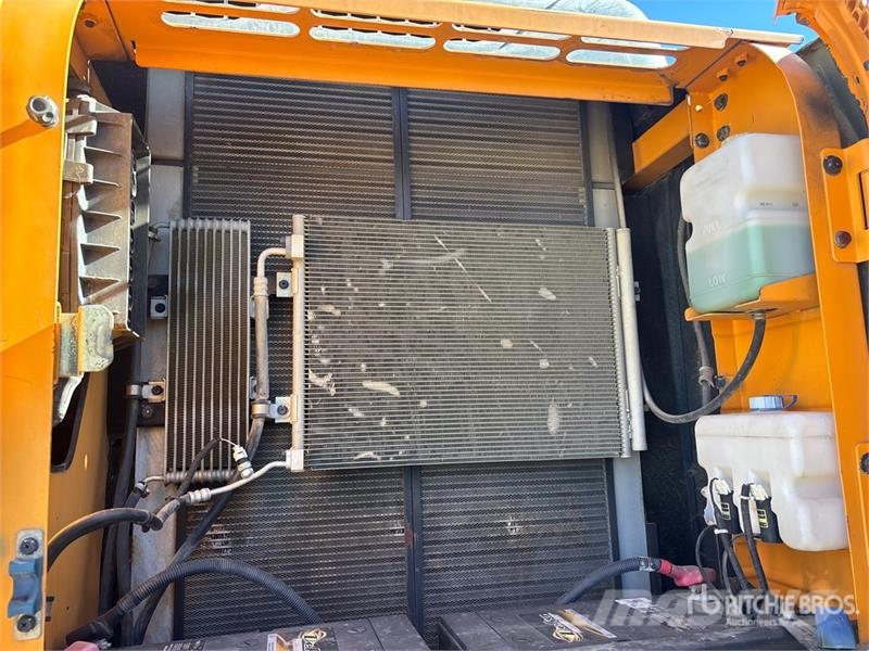 Hyundai HX330L Tracked Excavator Escavadoras de rastos