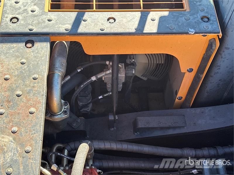 Hyundai HX330L Tracked Excavator Escavadoras de rastos