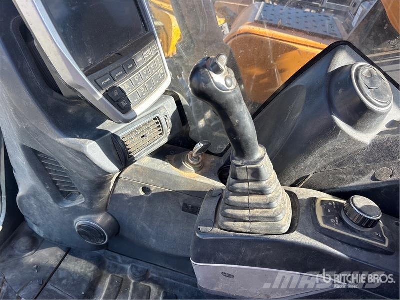 Hyundai HX330L Tracked Excavator Escavadoras de rastos
