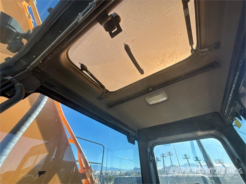 Hyundai HX330L Tracked Excavator Escavadoras de rastos