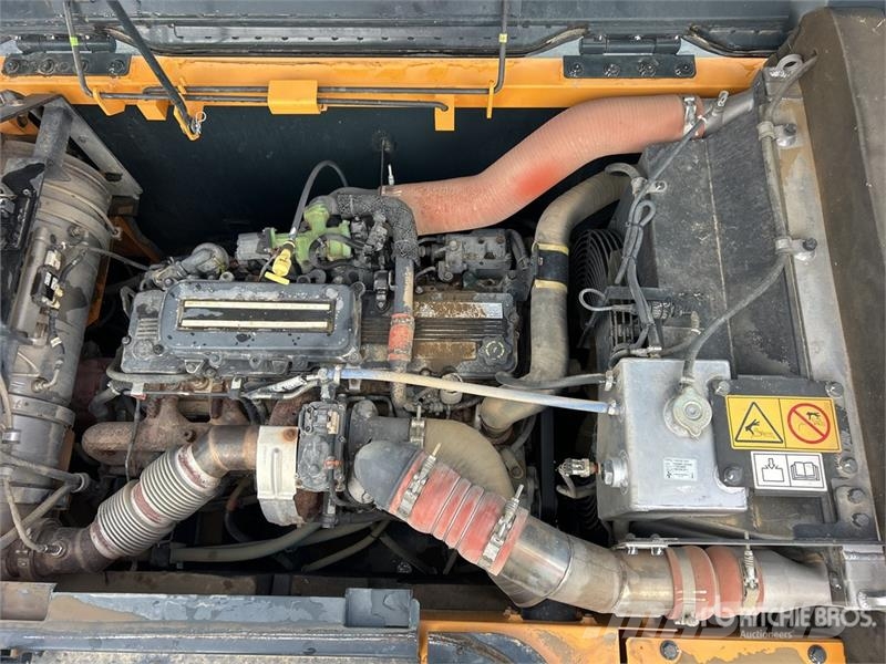 Hyundai HX380A L Kāpurķēžu ekskavatori