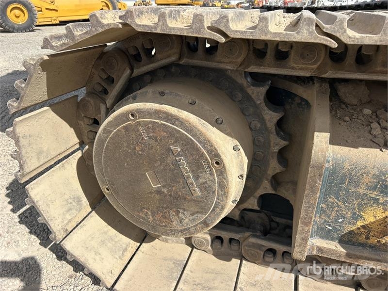 Hyundai HX480 L Tracked Excavator Crawler excavators
