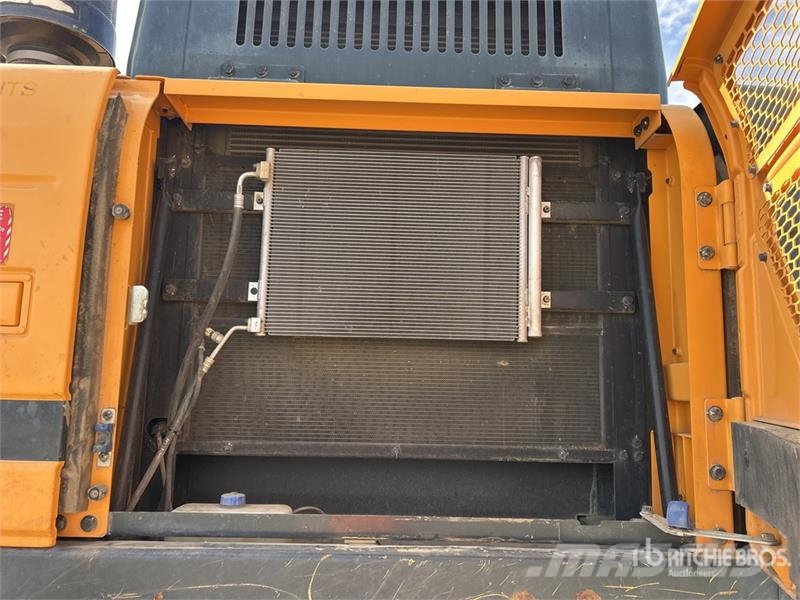 Hyundai HX480 L Tracked Excavator Crawler excavators