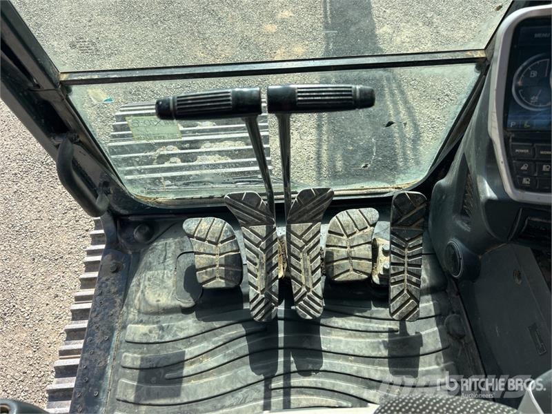 Hyundai HX480 L Tracked Excavator Crawler excavators