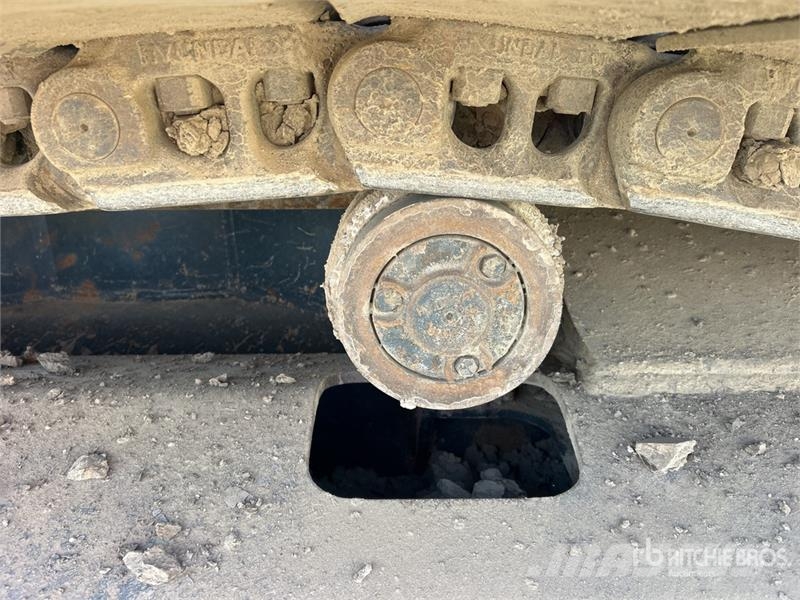 Hyundai HX480A L Kāpurķēžu ekskavatori