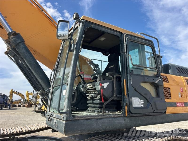 Hyundai HX480A L Kāpurķēžu ekskavatori