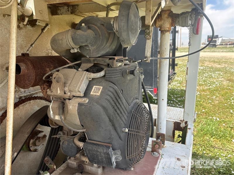 Hyundai Hydroseeder Otros componentes