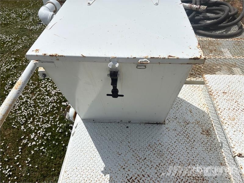 Hyundai Hydroseeder Otros componentes