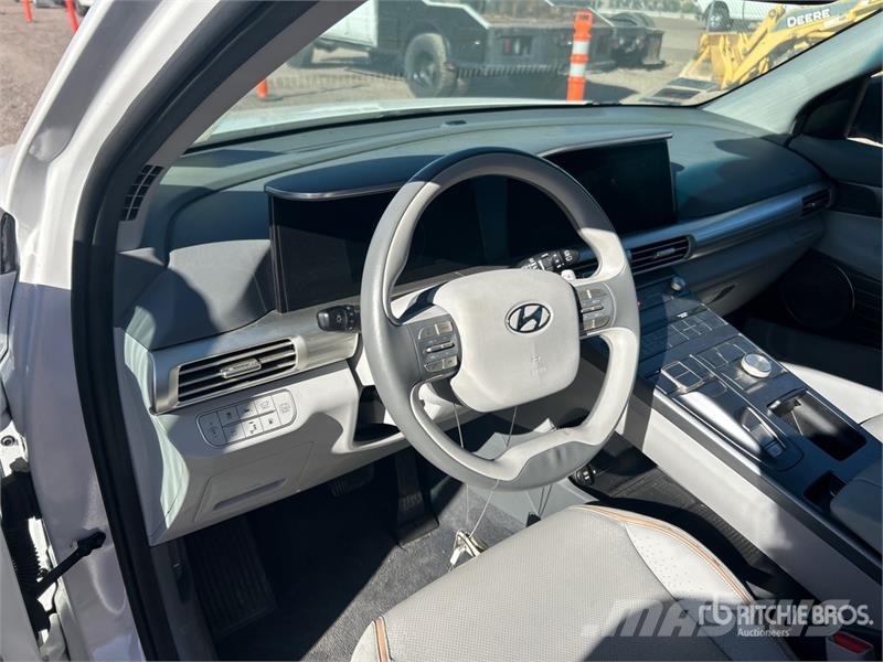 Hyundai Nexo 2WD SUV (Inoperable) Voiture
