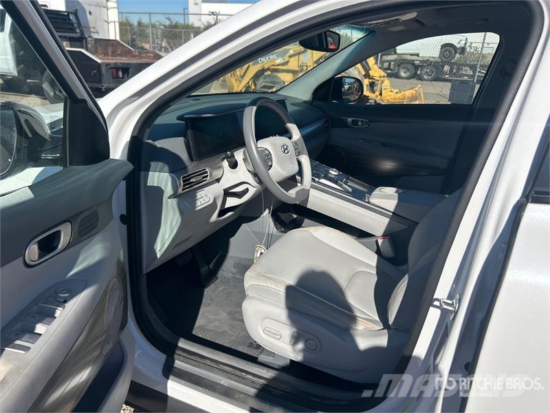 Hyundai Nexo 2WD SUV (Inoperable) Voiture