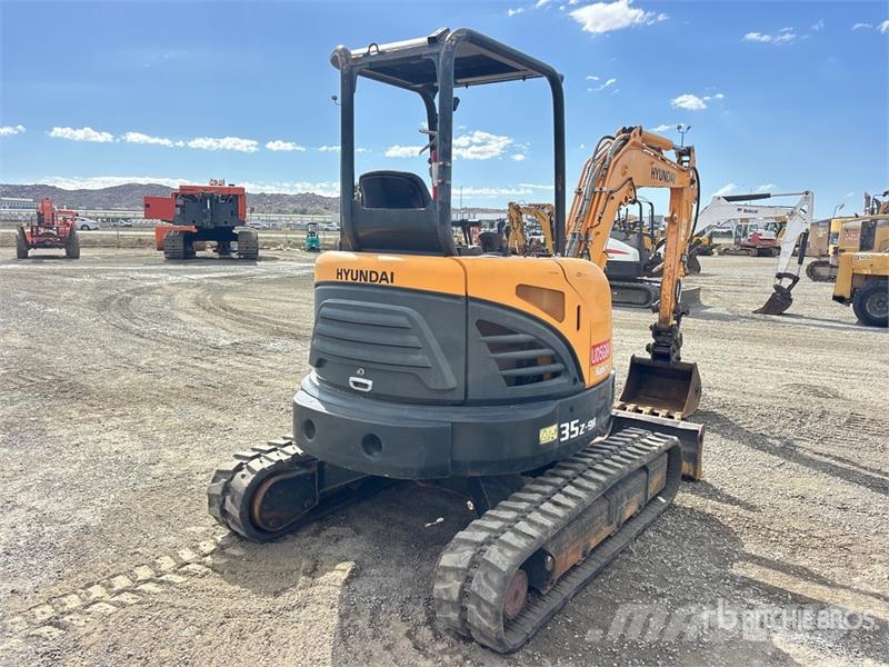 Hyundai R35Z-9A Mini Excavator Minigrävare < 7t