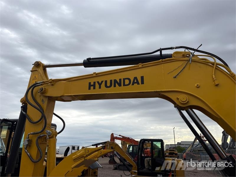 Hyundai R60-7 Tracked Excavator Bagri goseničarji