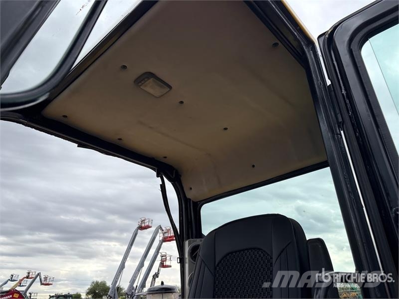 Hyundai R60-7 Tracked Excavator Bagri goseničarji