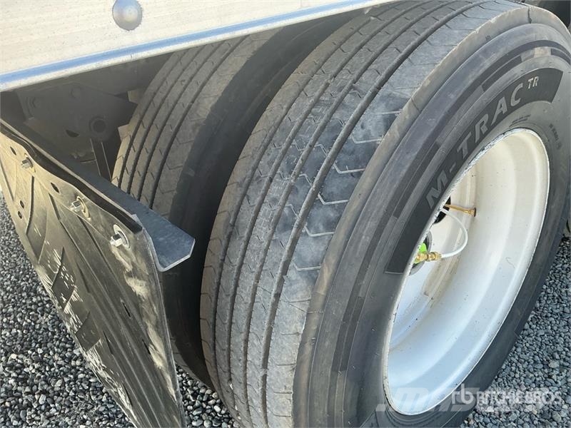Hyundai V12530152-AJS Прицепы-фургоны