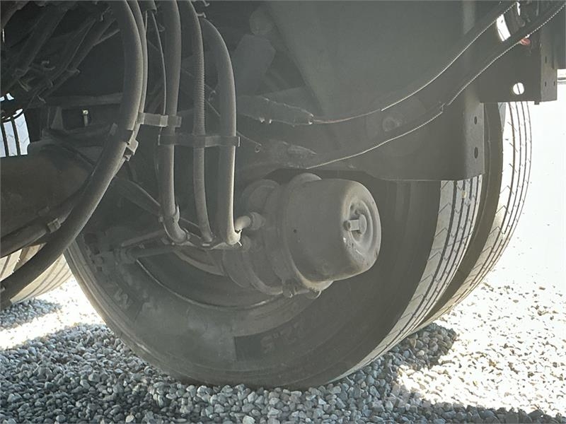 Hyundai V12530152-AJS Прицепы-фургоны