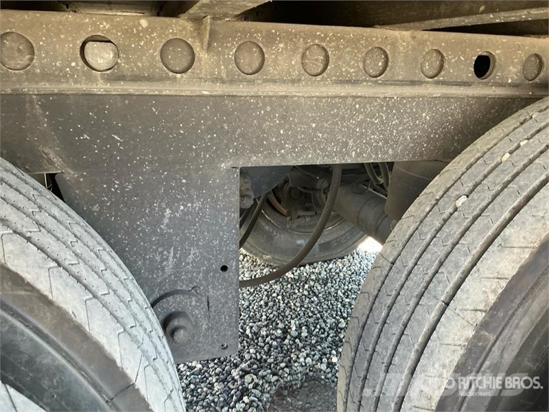 Hyundai V12530152-AJS Прицепы-фургоны