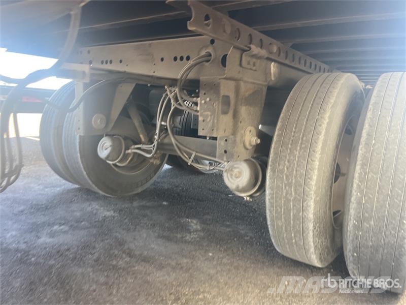 Hyundai VC2530152-AJS Прицепы-фургоны
