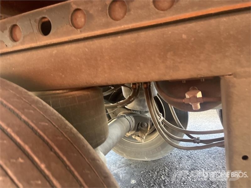 Hyundai VC2530152-AJS Прицепы-фургоны